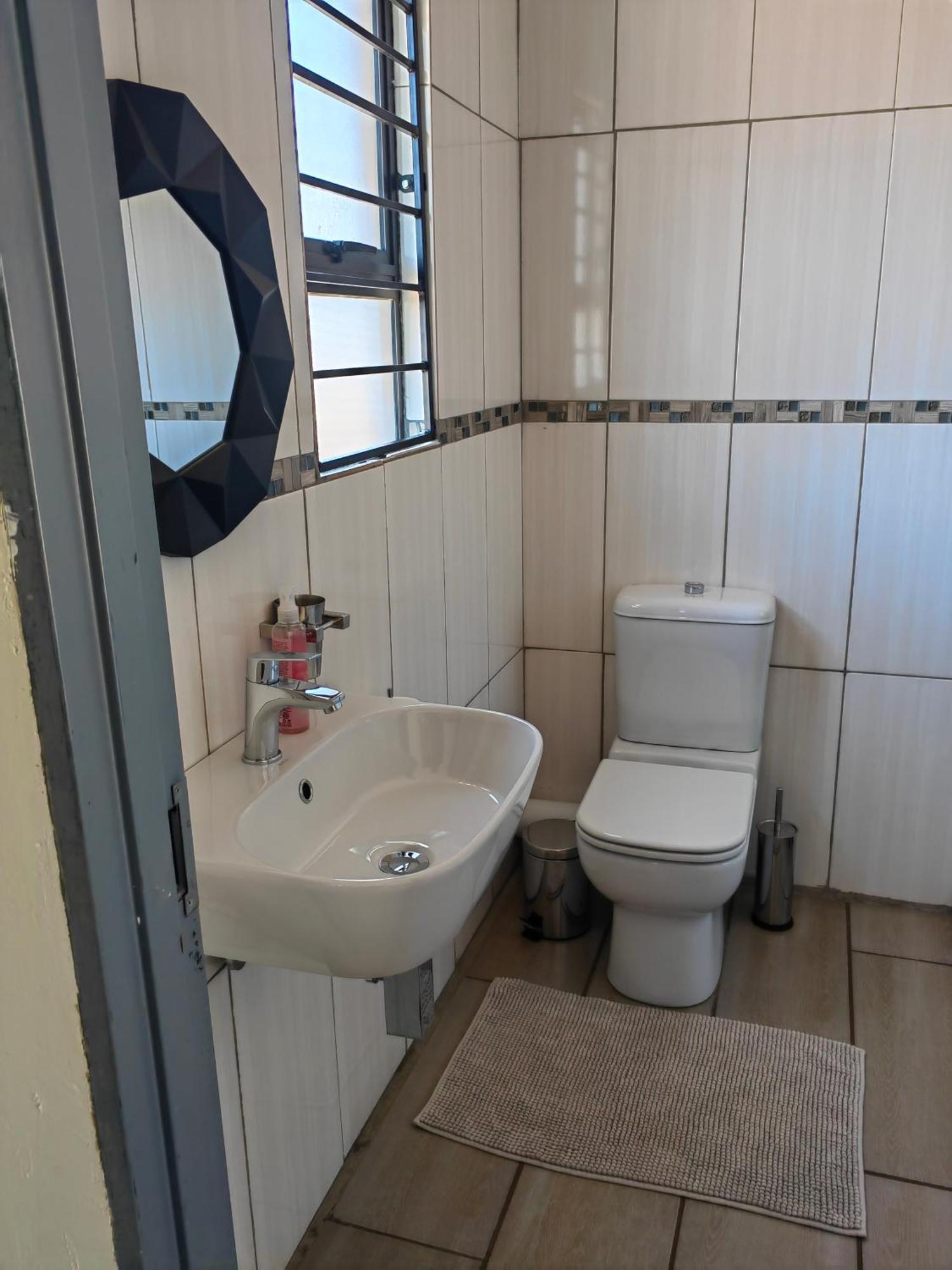 Back Of The Moon Guesthouse Kuruman Buitenkant foto